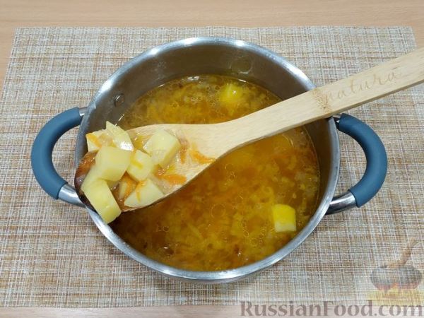 Суп с мясными фрикадельками и сливками