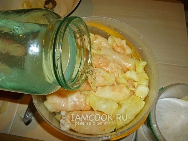 Квашеные голубцы с морковью